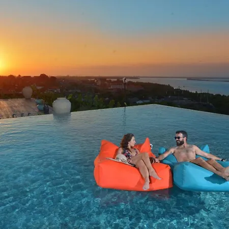 The Crystal Luxury Bay Resort Nusa Dua-3